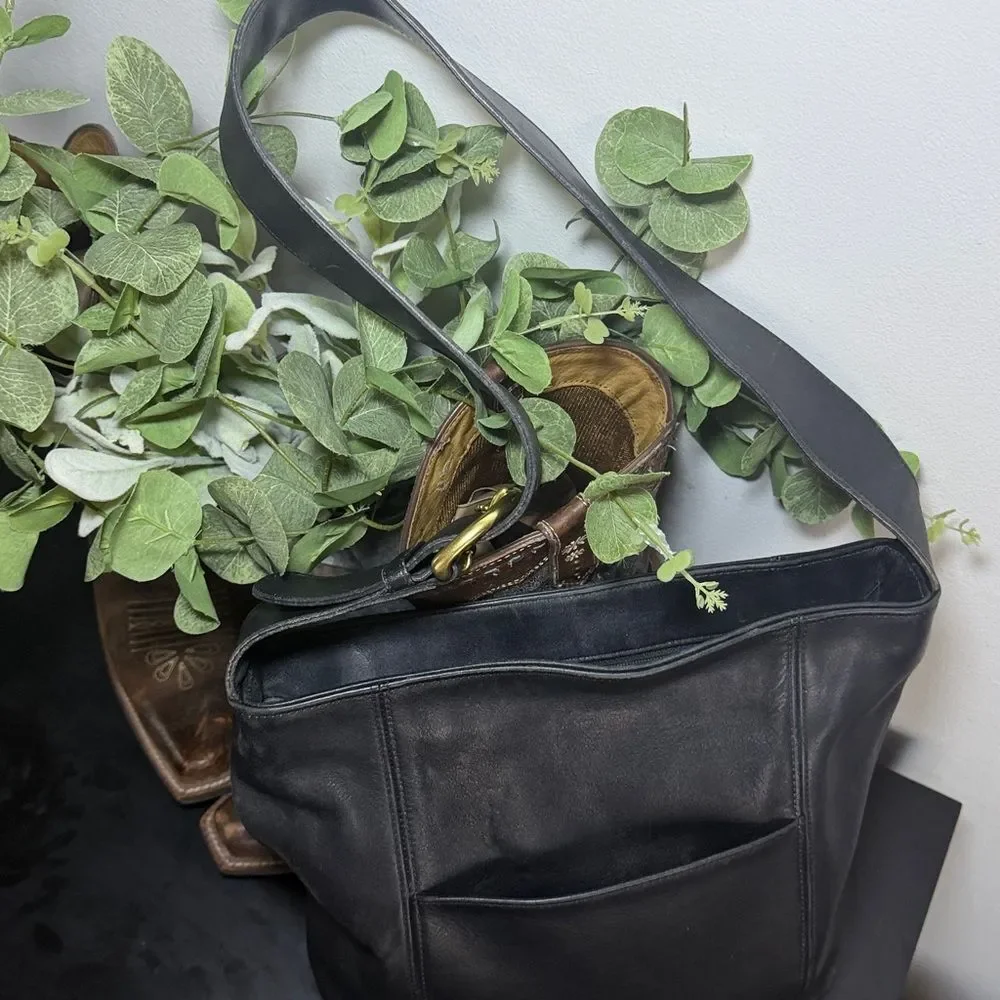 Vintage Coach Erickson Bucket Bag Soho Black Leather Shoulder Purse